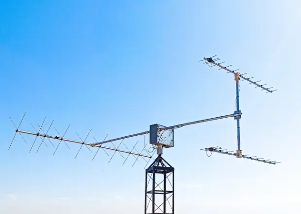 ADA 8, antena direcional automática da CRIAR Space Systems